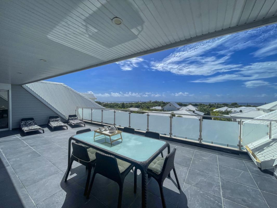 36.Location villa piscine vue mer St François Guadeloupe_Terrasse Etage